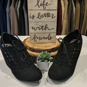 Fergalicious Tess Booties